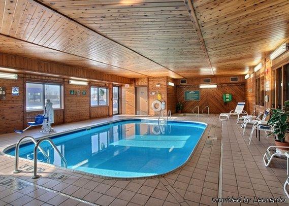 Quality Inn Тома Екстер'єр фото